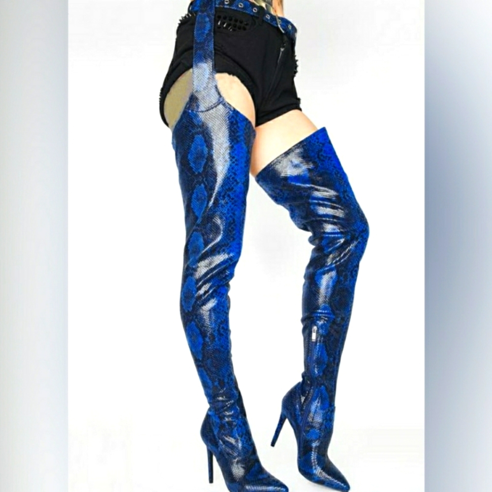 Azalea Wang Blue/Black Snakeskin Chap Boots Size 10